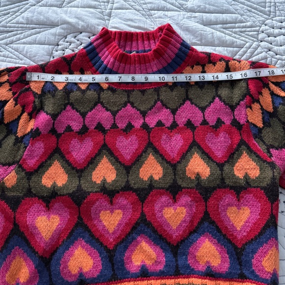FARM Rio Multicolor Heart Pattern Sweater - Picture 7 of 10